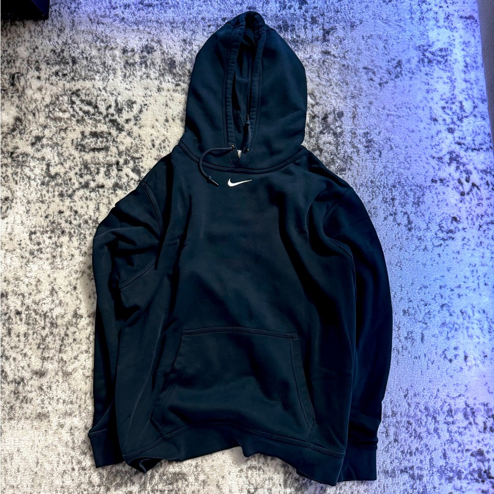 Vintage Center Swoosh Nike Sweater / Hoodie